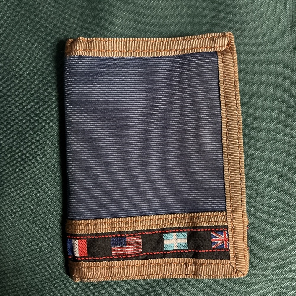 Bag Bazaar Travel Wallet Flags Trifold Wallet NOS NEW
